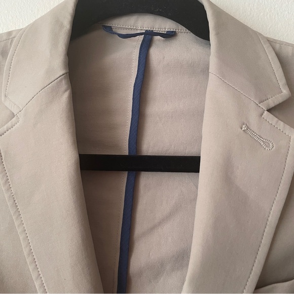 Vineyard Vines OTG On The Go Lightweight Blazer Khaki 2 Button Youth Boys 12 - Picture 5 of 9